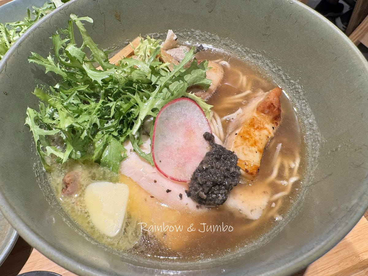 【不專業食記】台北中山|雞湯桑Torisan中山雙連店|與雞 【不專業食記】台北中山|雞湯桑Torisan中山雙連店|與雞