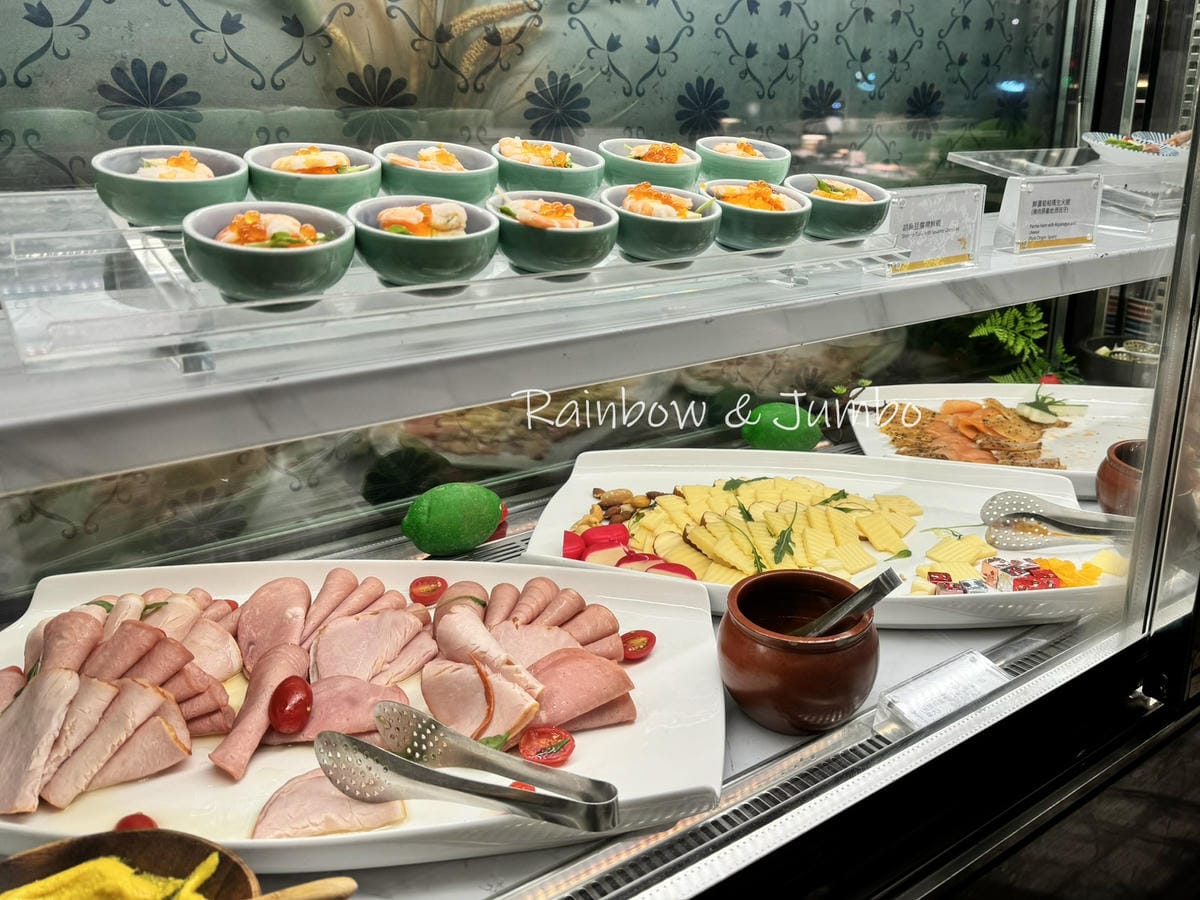 【不專業食記】台北中正|喜來登十二廚自助餐廳|澎湖海鮮季,松 【不專業食記】台北中正|喜來登十二廚自助餐廳|澎湖海鮮季,松