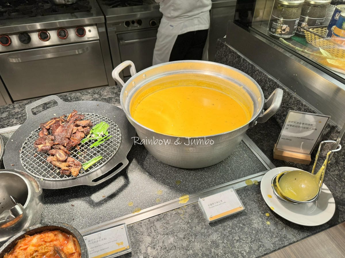 【不專業食記】台北中正|喜來登十二廚自助餐廳|澎湖海鮮季,松 【不專業食記】台北中正|喜來登十二廚自助餐廳|澎湖海鮮季,松