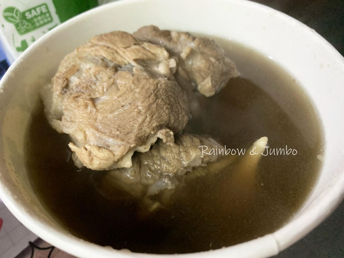 【不專業食記】延三夜市|最多必比登推薦的夜市,必吃藥頭排骨、 【不專業食記】延三夜市|最多必比登推薦的夜市,必吃藥頭排骨、