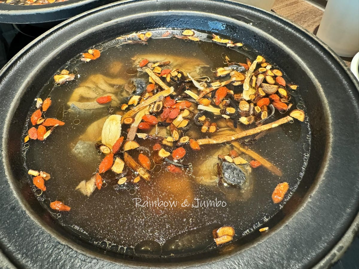 【不專業食記】台北中山|萬客什鍋(長安東店)|台中熱門火鍋店 【不專業食記】台北中山|萬客什鍋(長安東店)|台中熱門火鍋店