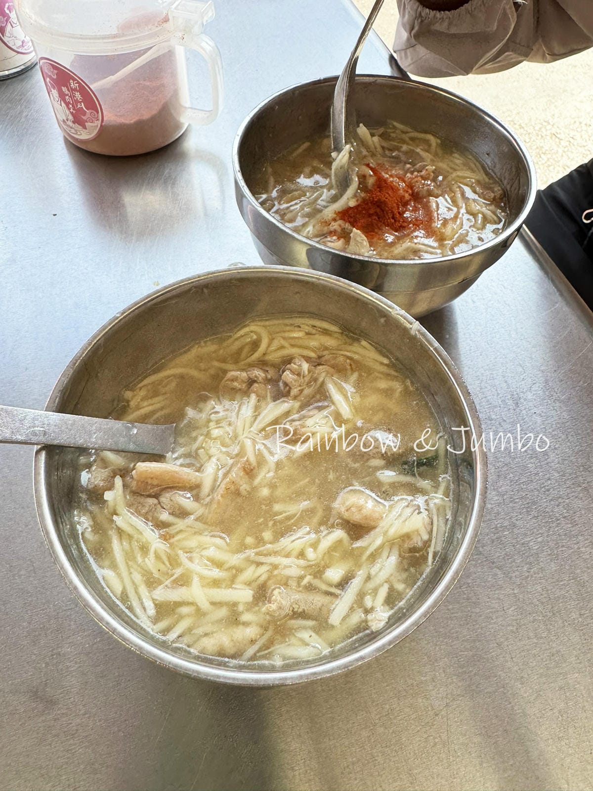 【不專業食記】嘉義新港|新港鴨肉羹|碗裡還沒吃完,就想下訂宅 【不專業食記】嘉義新港|新港鴨肉羹|碗裡還沒吃完,就想下訂宅