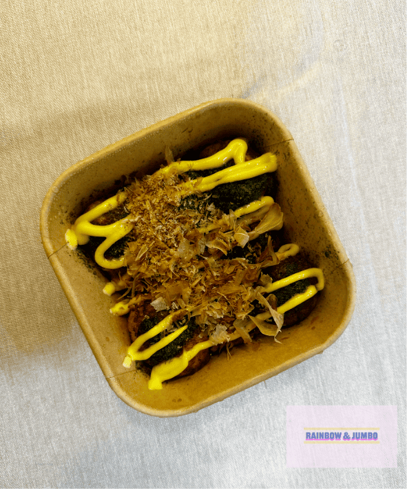 【不專業食記】新北三重|八爪屋章魚燒| 現烤章魚燒與綜合麵線 【不專業食記】新北三重|八爪屋章魚燒| 現烤章魚燒與綜合麵線