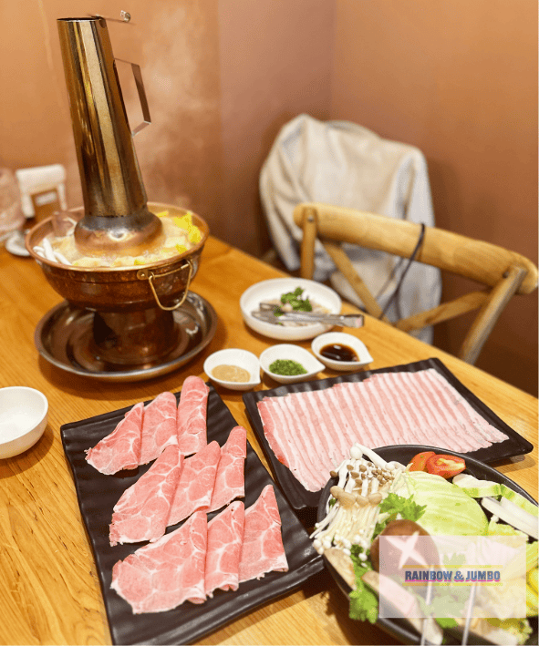 【不專業食記】新北三重|酸民拾味|空軍三重一村裡的老宅火鍋, 【不專業食記】新北三重|酸民拾味|空軍三重一村裡的老宅火鍋,