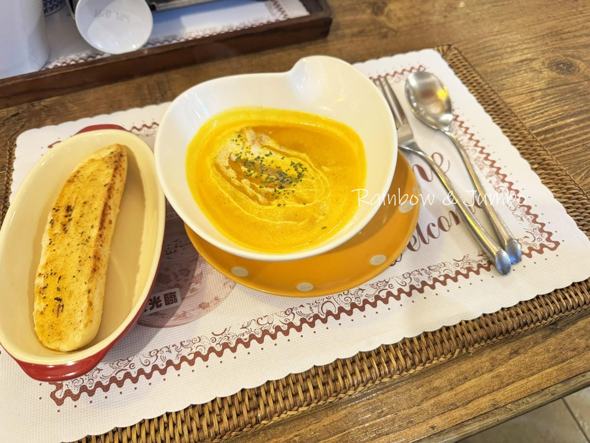 【不專業食記】台南新營|北歐精靈工坊|新營簡餐店,新營聚餐的 【不專業食記】台南新營|北歐精靈工坊|新營簡餐店,新營聚餐的