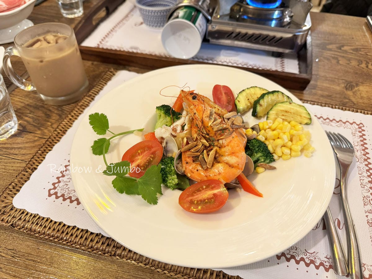 【不專業食記】台南新營|北歐精靈工坊|新營簡餐店,新營聚餐的 【不專業食記】台南新營|北歐精靈工坊|新營簡餐店,新營聚餐的