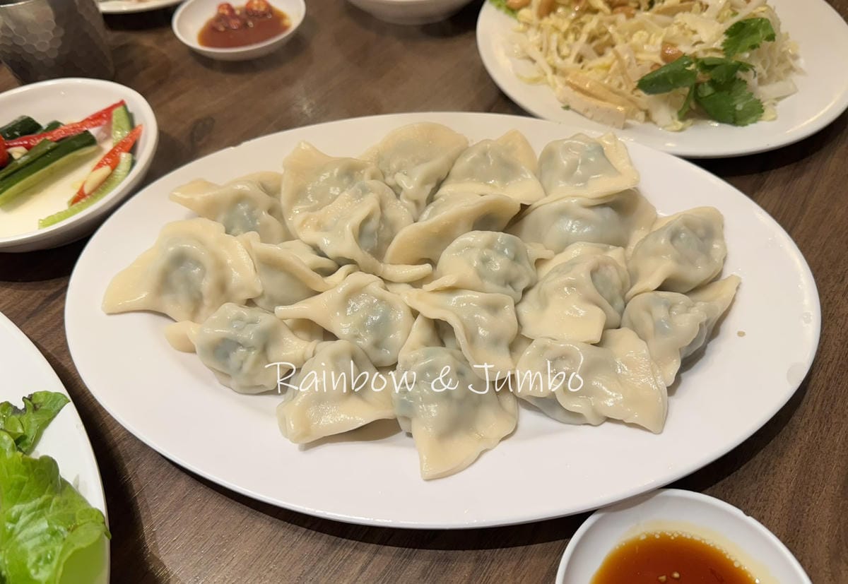 【不專業食記】新北新店|山東小館| 酸度滿滿的酸菜白肉鍋,米 【不專業食記】新北新店|山東小館| 酸度滿滿的酸菜白肉鍋,米