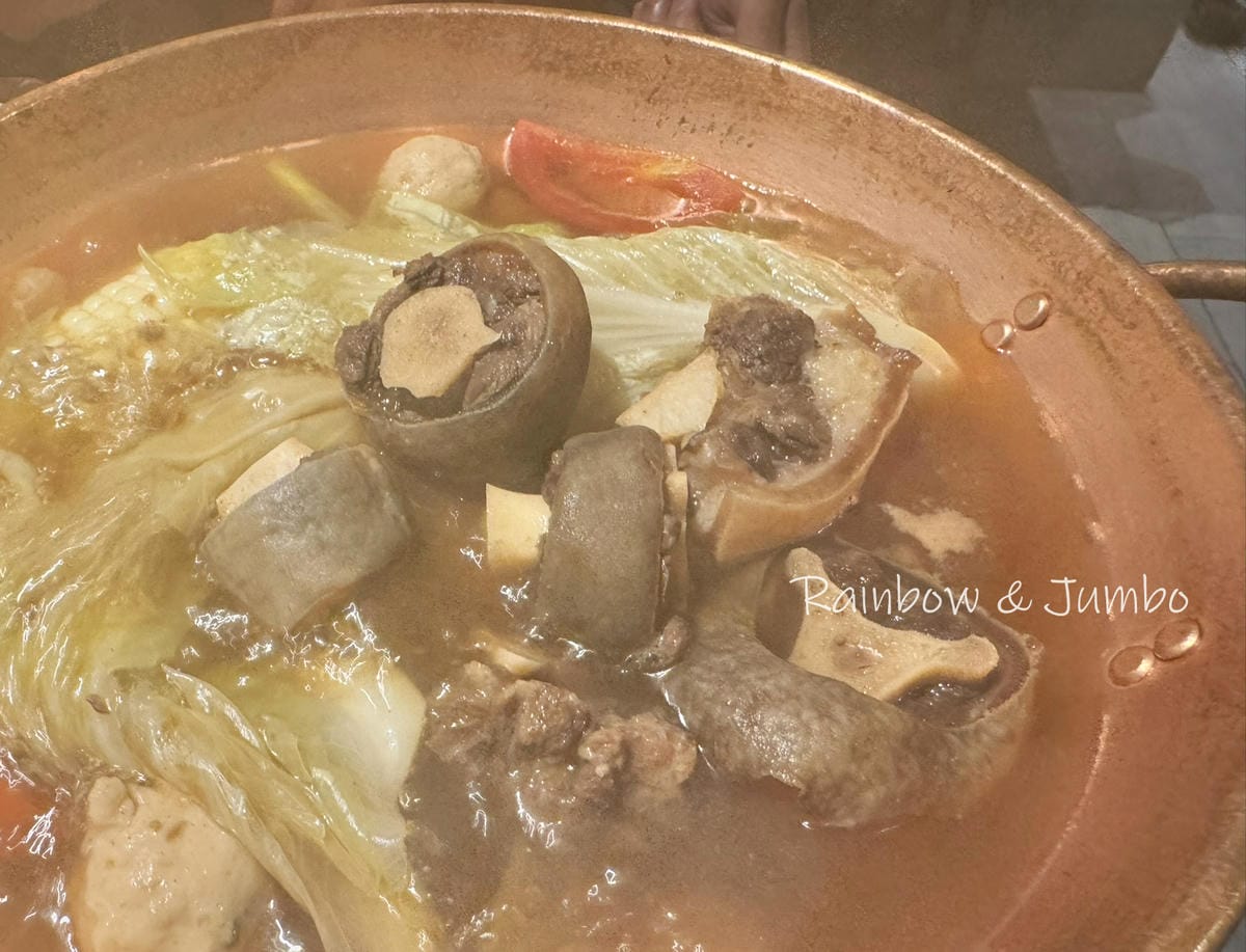 【不專業食記】台北中山|牛肆|台北最好吃的溫體牛肉鍋,一位難 【不專業食記】台北中山|牛肆|台北最好吃的溫體牛肉鍋,一位難
